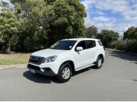 2015 Isuzu MU-X