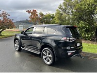 2023 Isuzu MU-X