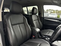 2015 Isuzu MU-X