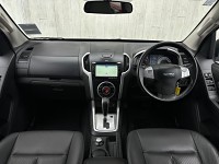2015 Isuzu MU-X