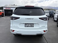 2022 Isuzu MU-X