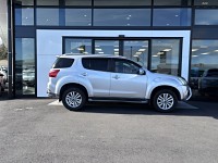 2017 Isuzu MU-X