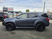 2017 Isuzu MU-X
