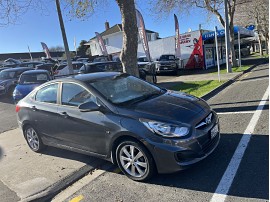 2012 Hyundai Accent