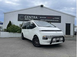 2023 Hyundai Staria Load