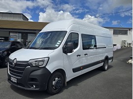 2025 Renault Master