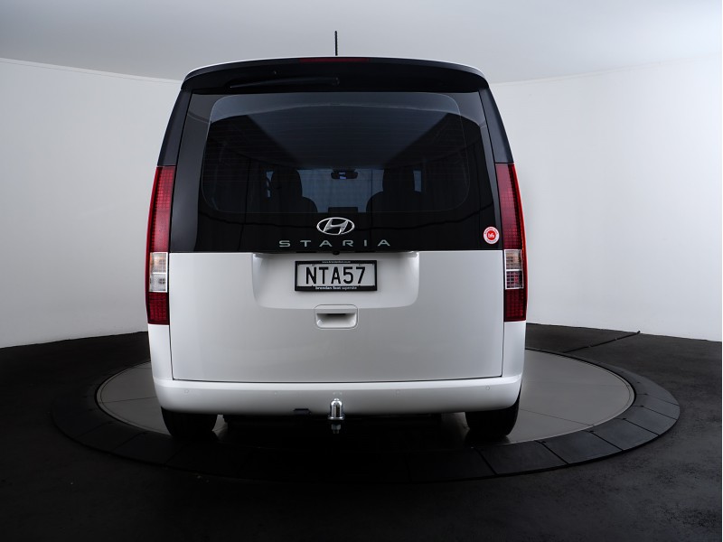 2021 Hyundai Staria Load
