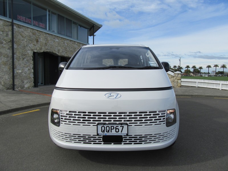 2024 Hyundai Staria