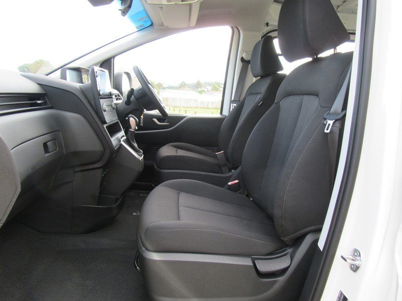 2024 Hyundai Staria