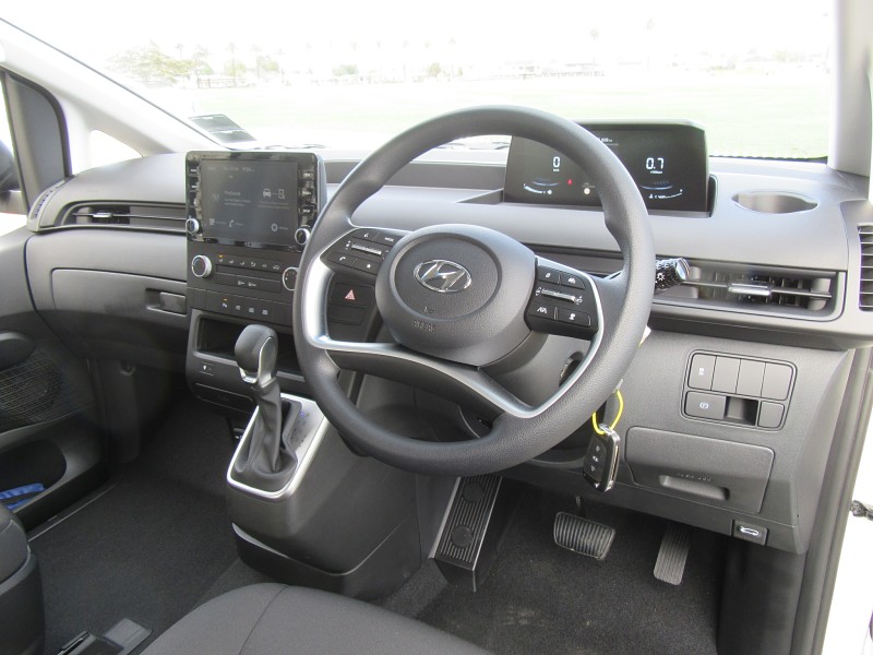2024 Hyundai Staria