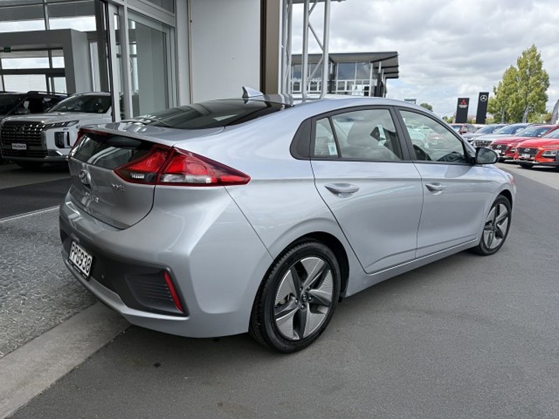 2022 Hyundai IONIQ