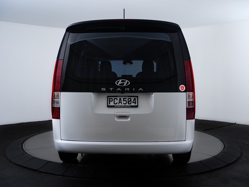 2022 Hyundai Staria