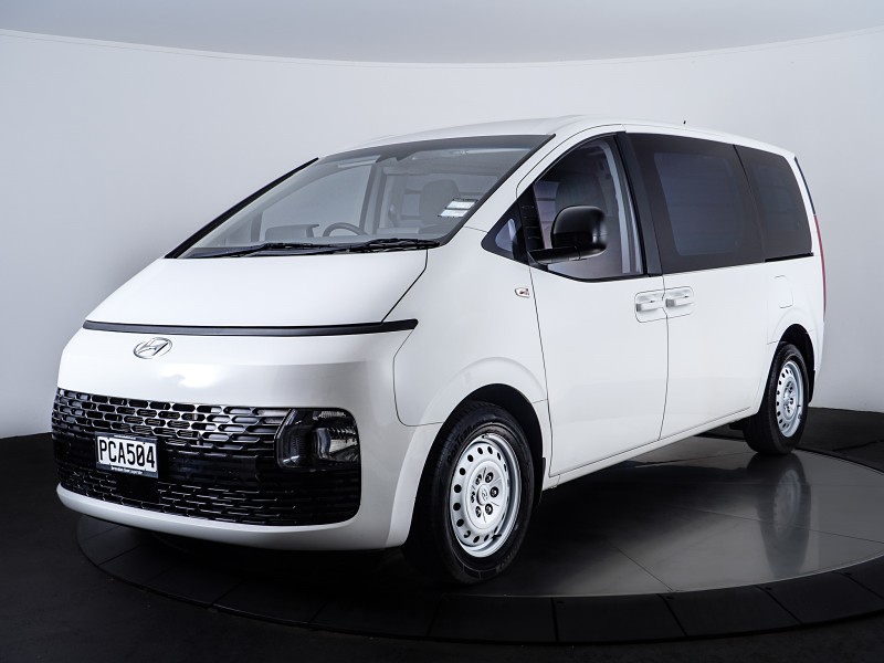 2022 Hyundai Staria