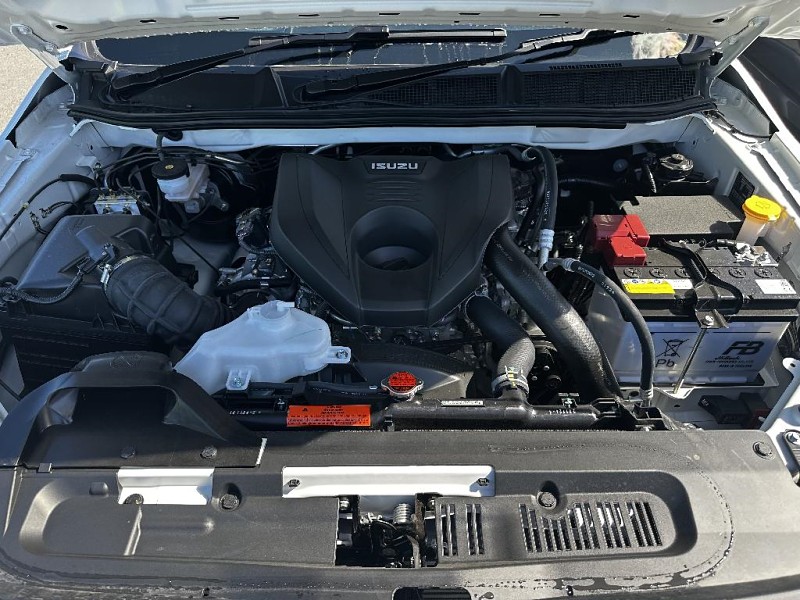 2025 Isuzu MU-X