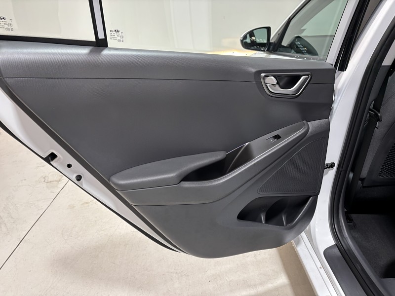 2021 Hyundai IONIQ