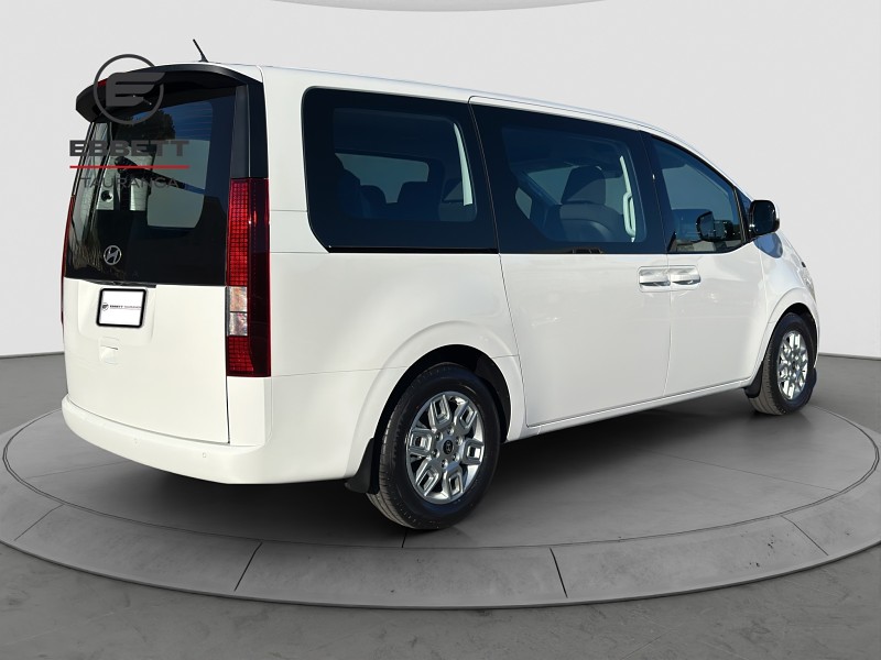 2025 Hyundai Staria