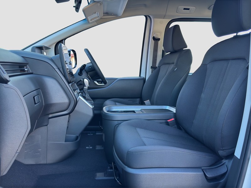 2025 Hyundai Staria