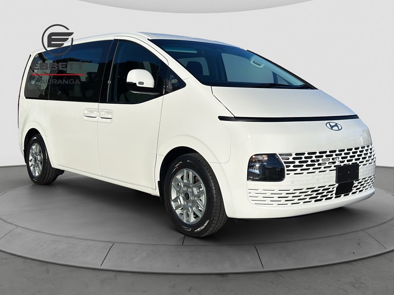 2025 Hyundai Staria