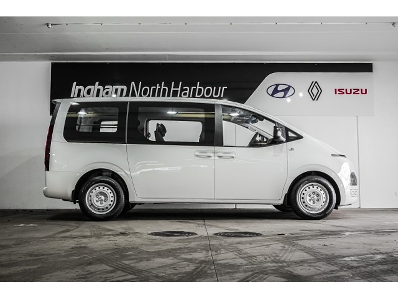 2025 Hyundai Staria Load