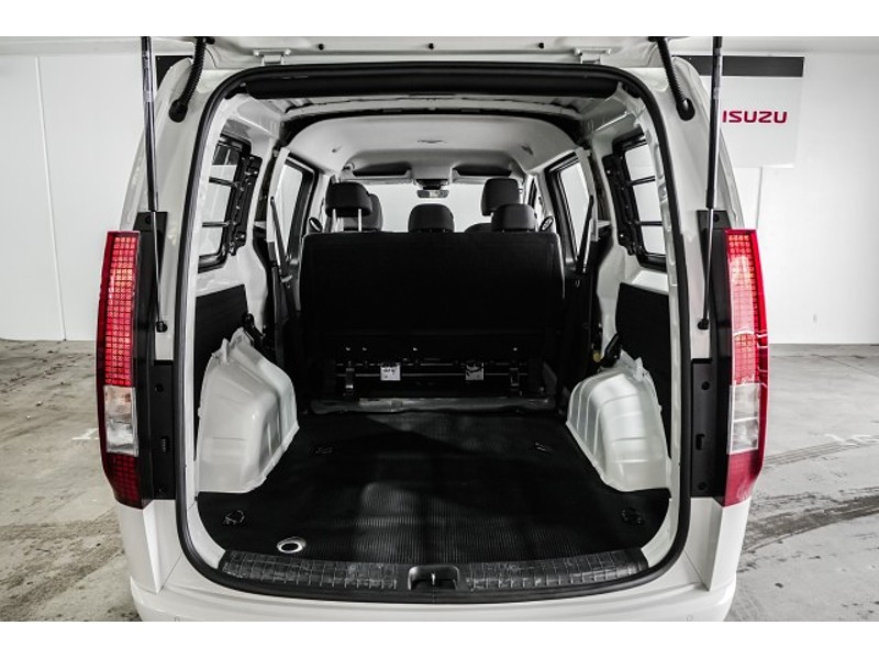 2025 Hyundai Staria Load