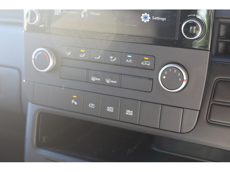 2024 Hyundai Staria