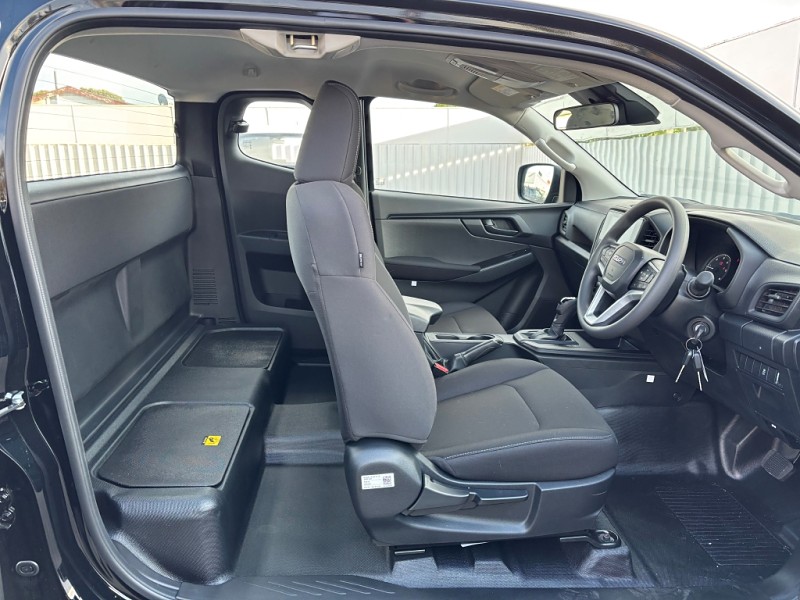 2025 Isuzu D-Max