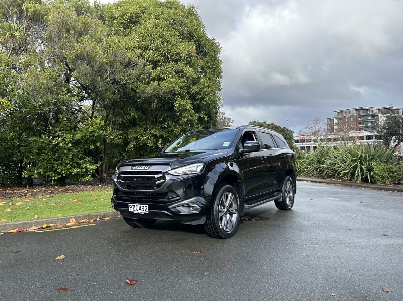 2023 Isuzu MU-X