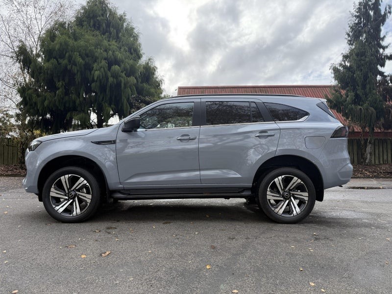 2025 Isuzu MU-X