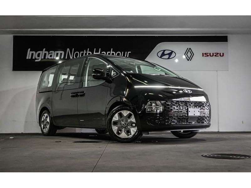 2025 Hyundai Staria