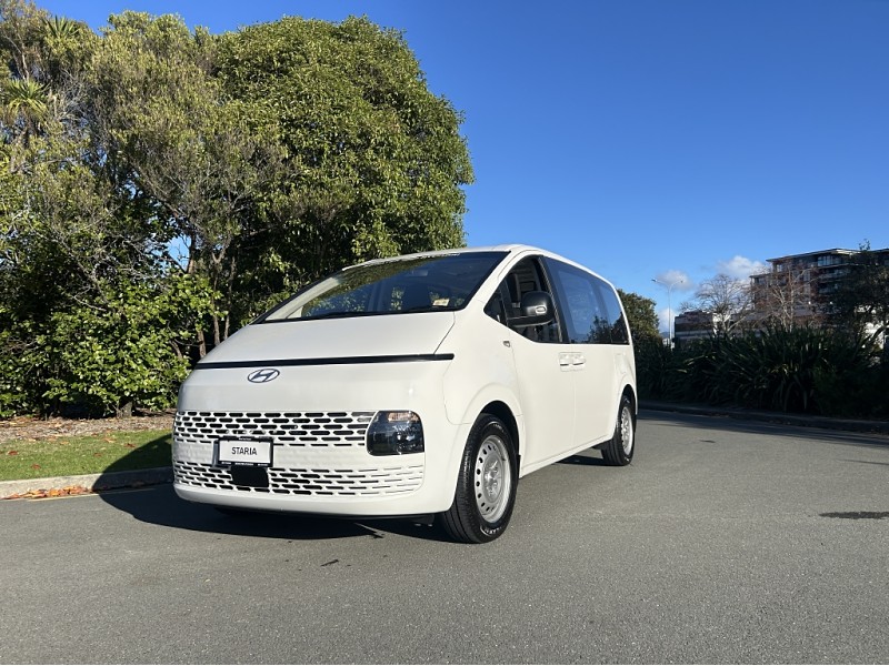 2025 Hyundai Staria