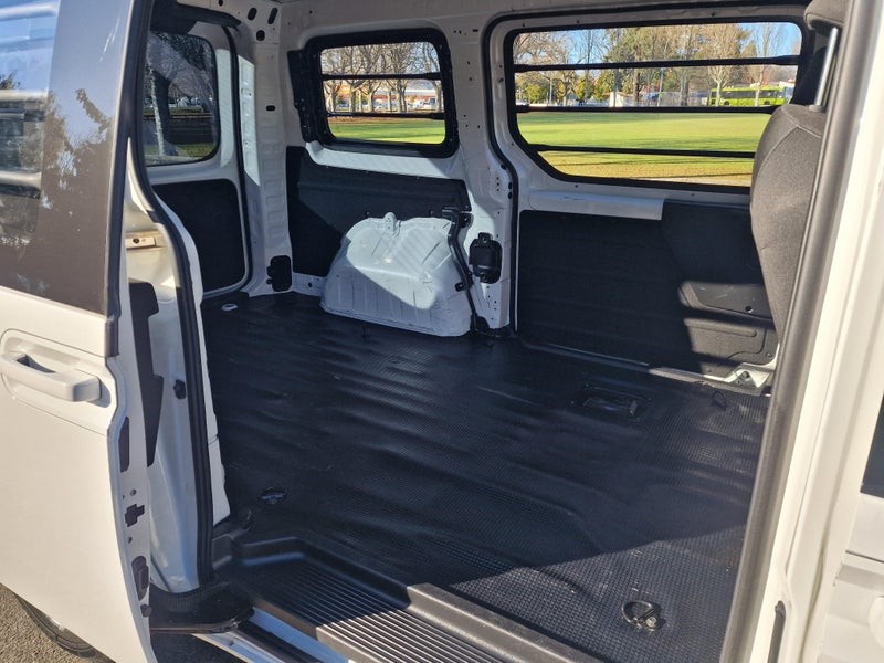 2021 Hyundai Staria Load
