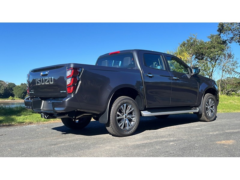 2025 Isuzu D-Max