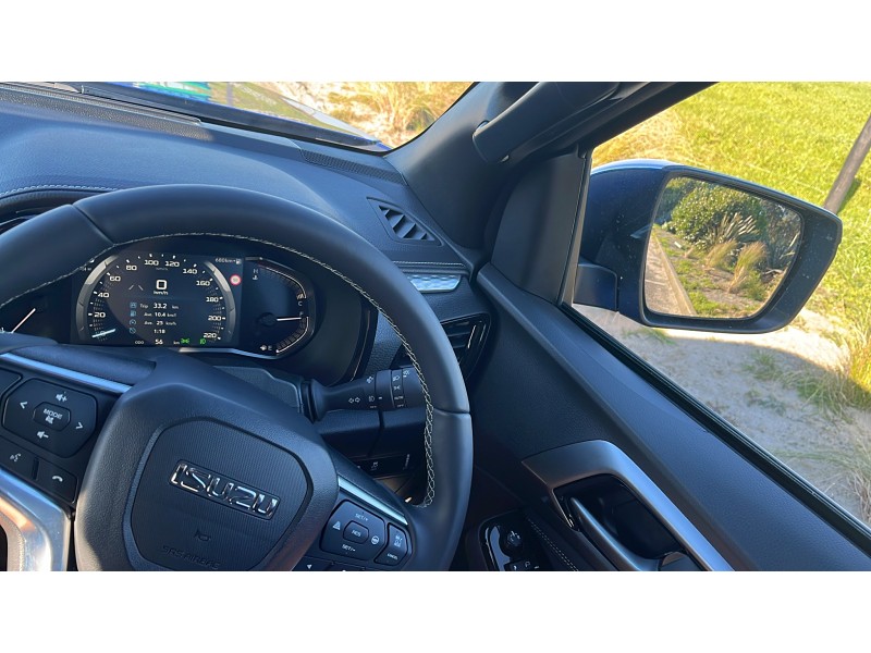 2025 Isuzu D-Max