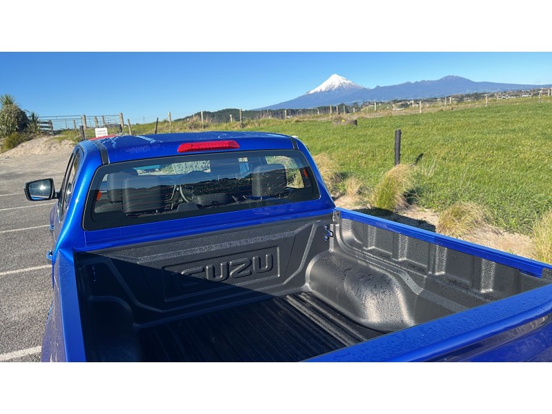 2025 Isuzu D-Max