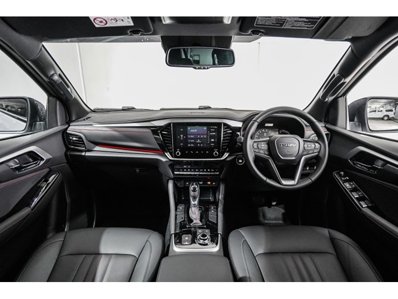 2025 Isuzu MU-X
