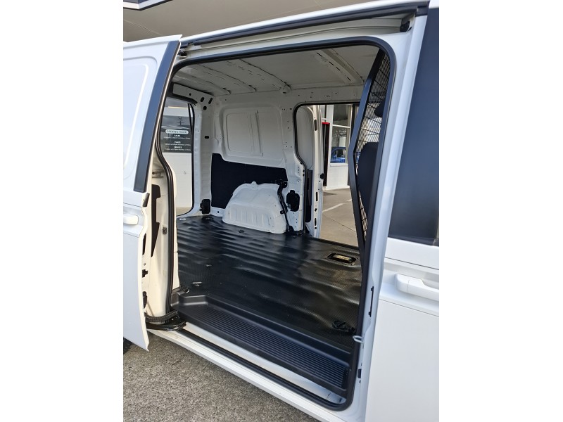 2022 Hyundai Staria