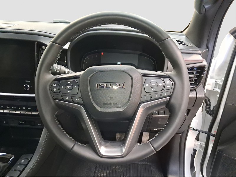 2025 Isuzu MU-X