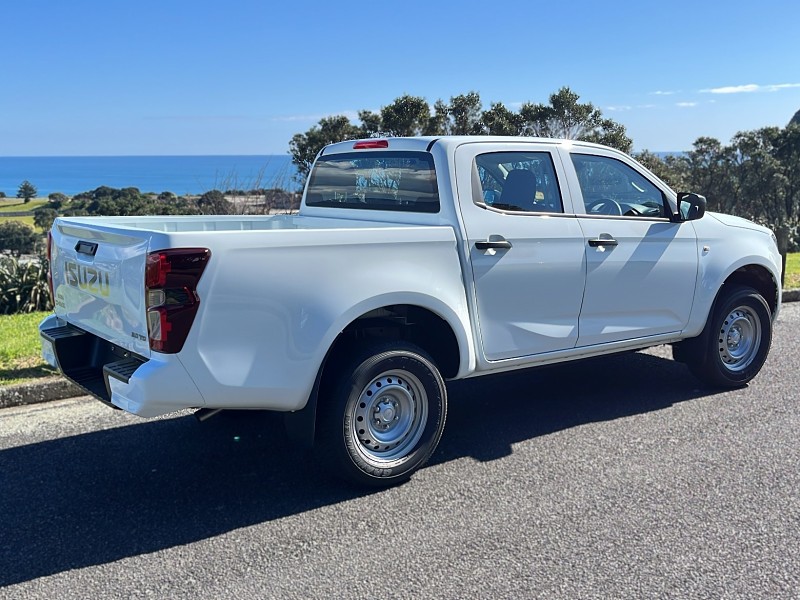 2025 Isuzu D-Max