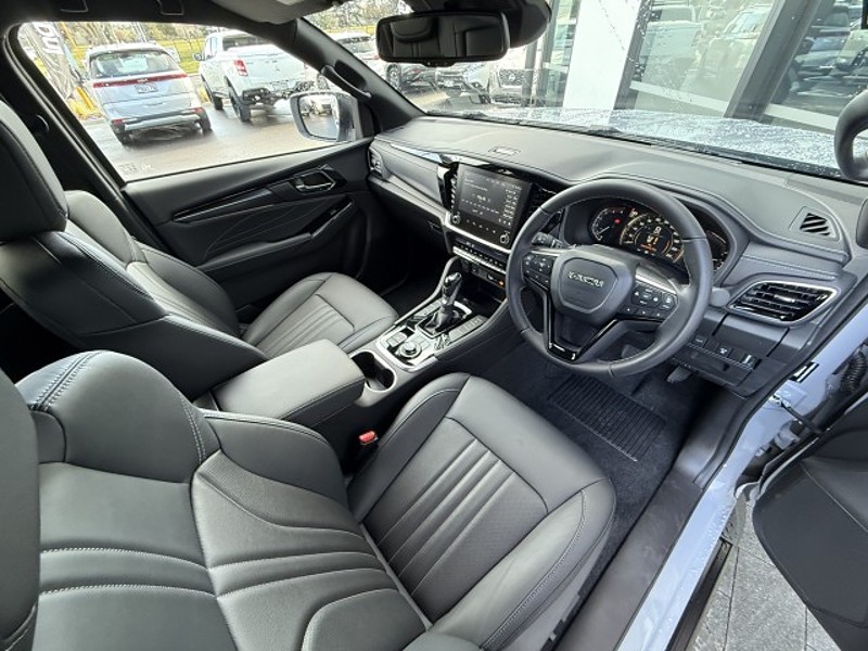 2025 Isuzu MU-X