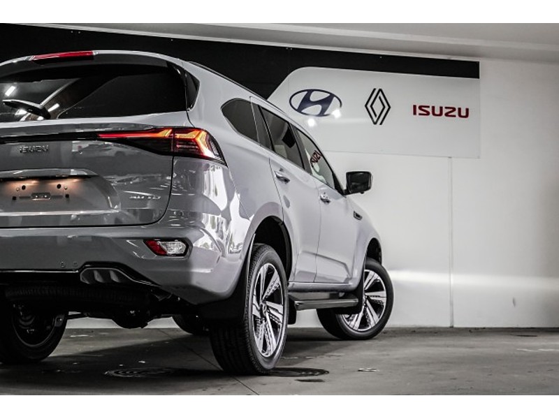 2025 Isuzu MU-X