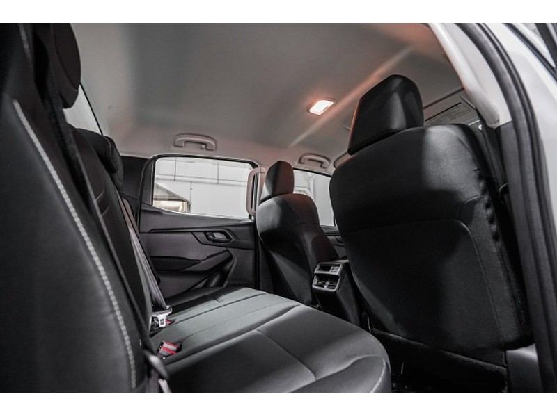 2025 Isuzu D-Max