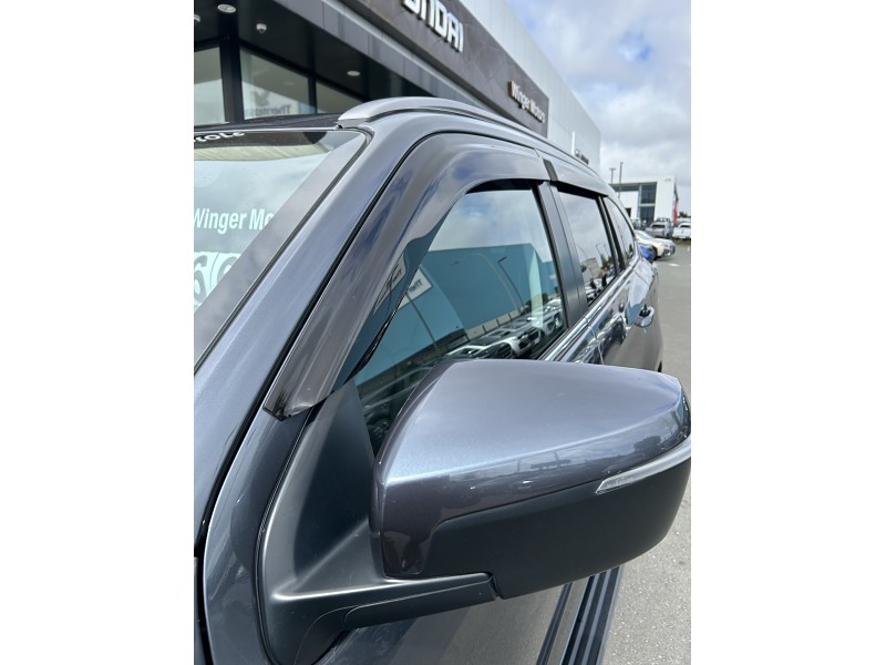 2022 Isuzu MU-X