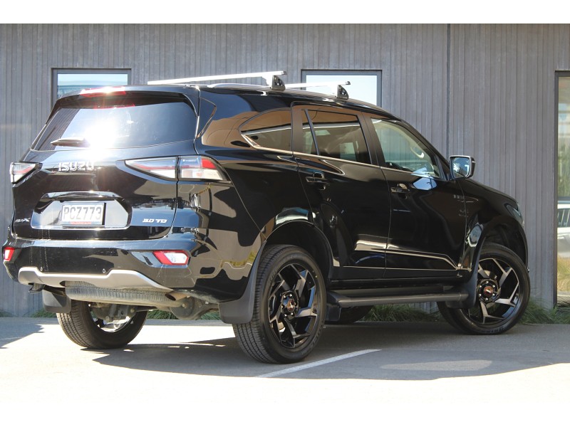 2022 Isuzu MU-X