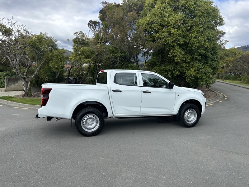 2025 Isuzu D-Max