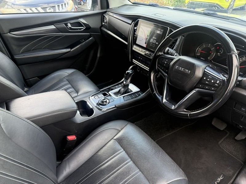 2022 Isuzu MU-X