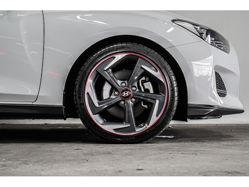 2019 Hyundai Veloster