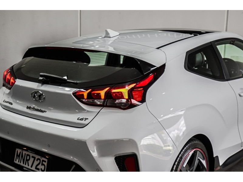 2019 Hyundai Veloster