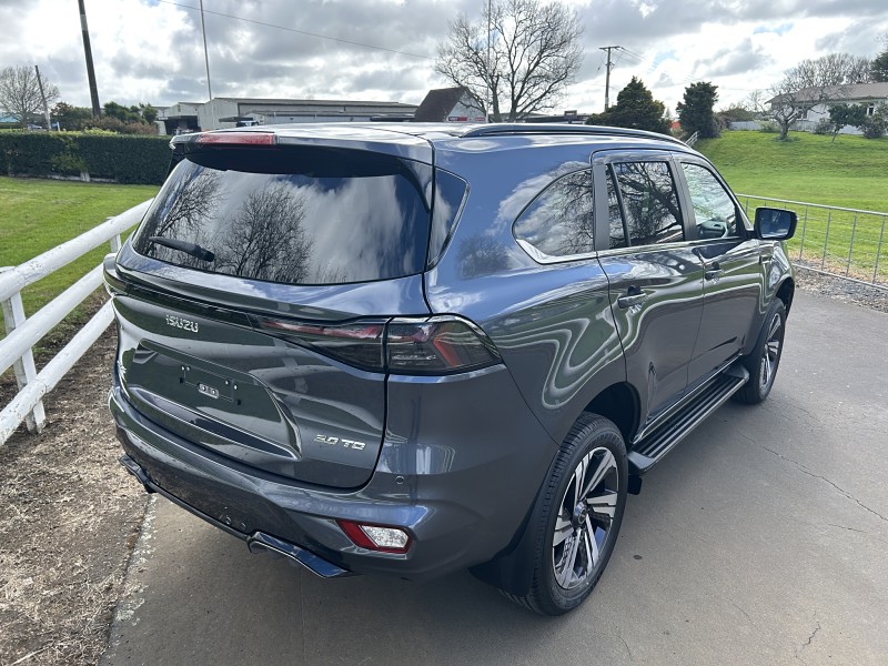 2025 Isuzu MU-X