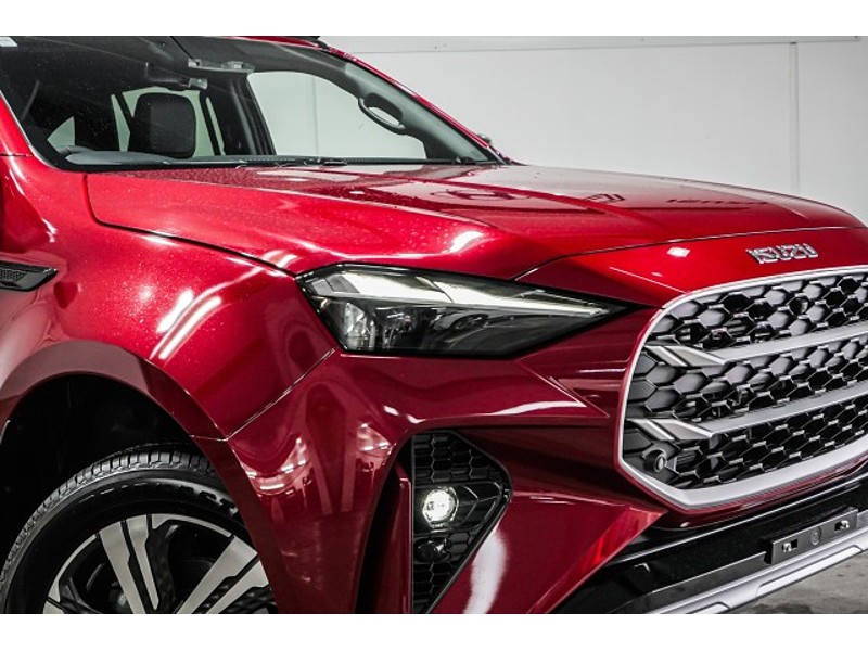 2025 Isuzu MU-X