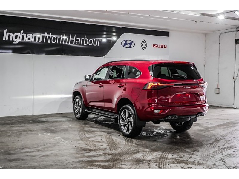 2025 Isuzu MU-X